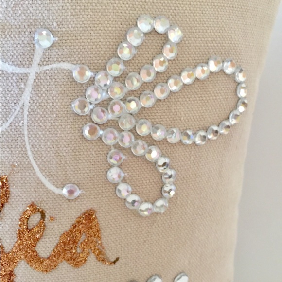 DECORATIVE ACCENT PILLOW - Picture 6 of 9